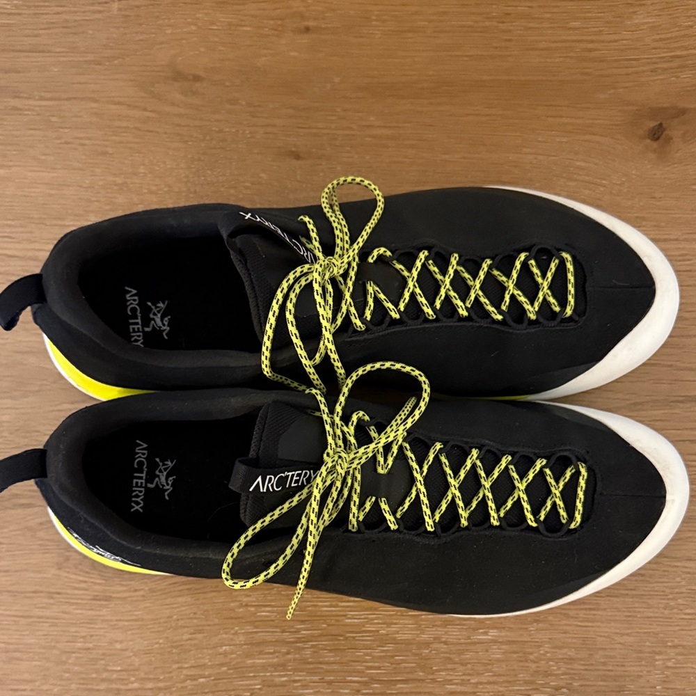 Arc'teryx Men's Konseal GoreTex Black and Yellow Hiking Sneaker Shoes - Size 10 - Picture 5 of 7